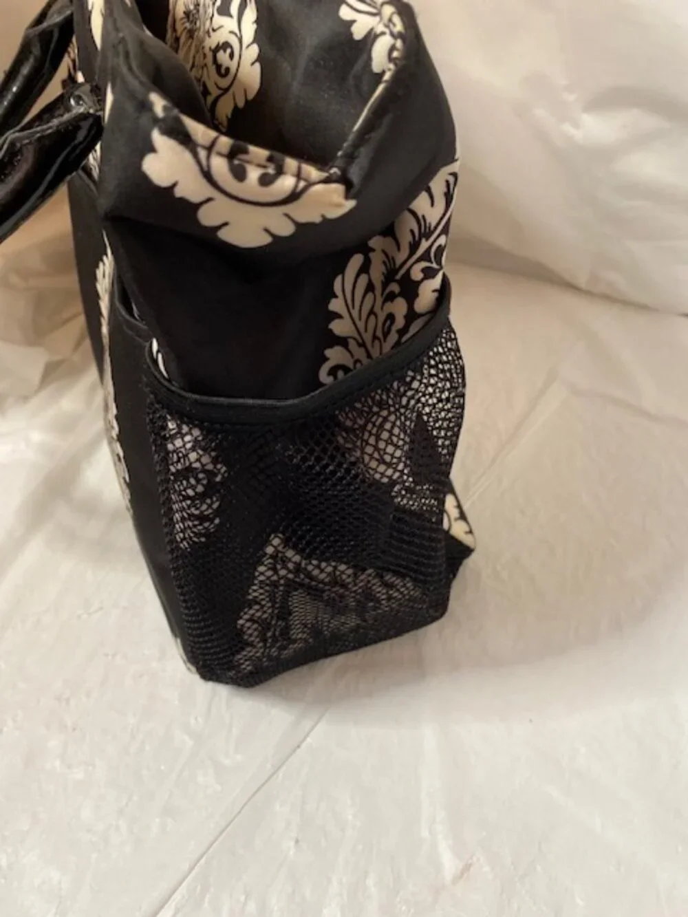 Chic Damask Insulated Lunch Bag Tote – Black & Cream Baroque Cooler with Patent